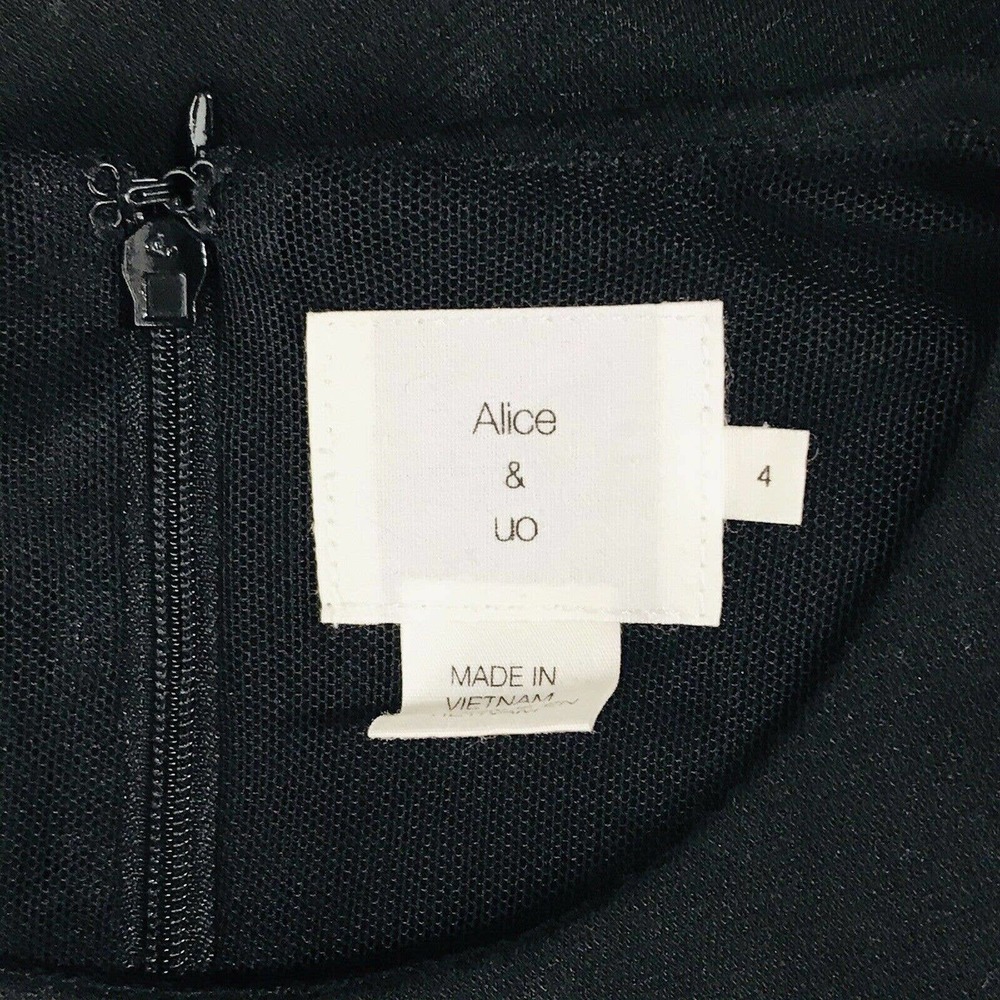 Alice & UO 4 Romper Shorts Pockets - Picture 3 of 5